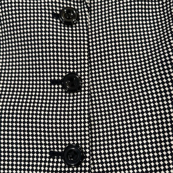 Tahari Arthur S Levine Black and White Houndstooth 2 Piece Skirt Set - Size 6 - Picture 6 of 11